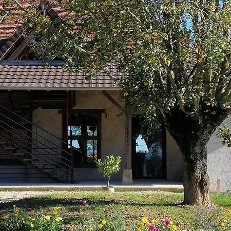 Montpont-en-BresseLa Grange A Outeaux住宿加早餐旅馆 外观 照片